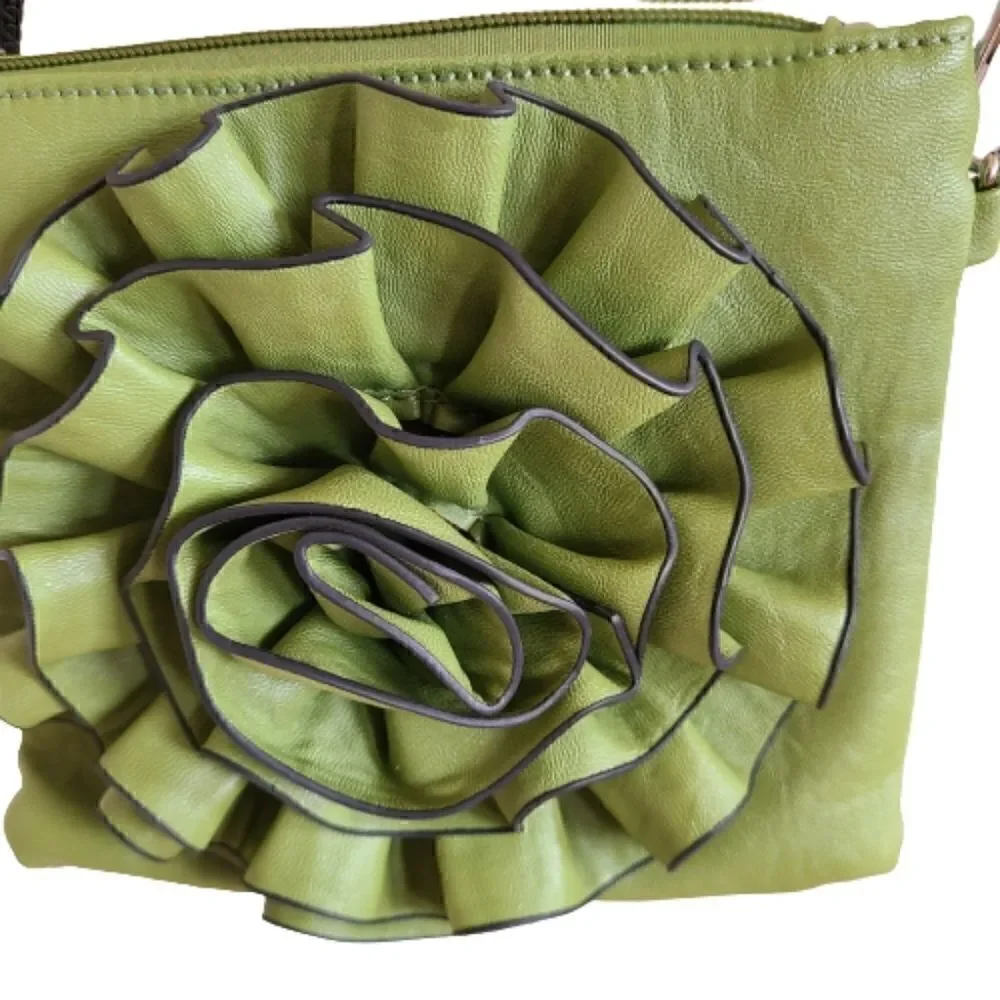 Mellow World Women's Crossbody/Shoulder Green Purse